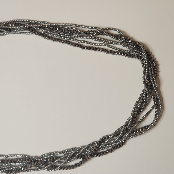 NWT ViVI Beaded Crystal Seven Strand Necklace - Picture 2 of 12